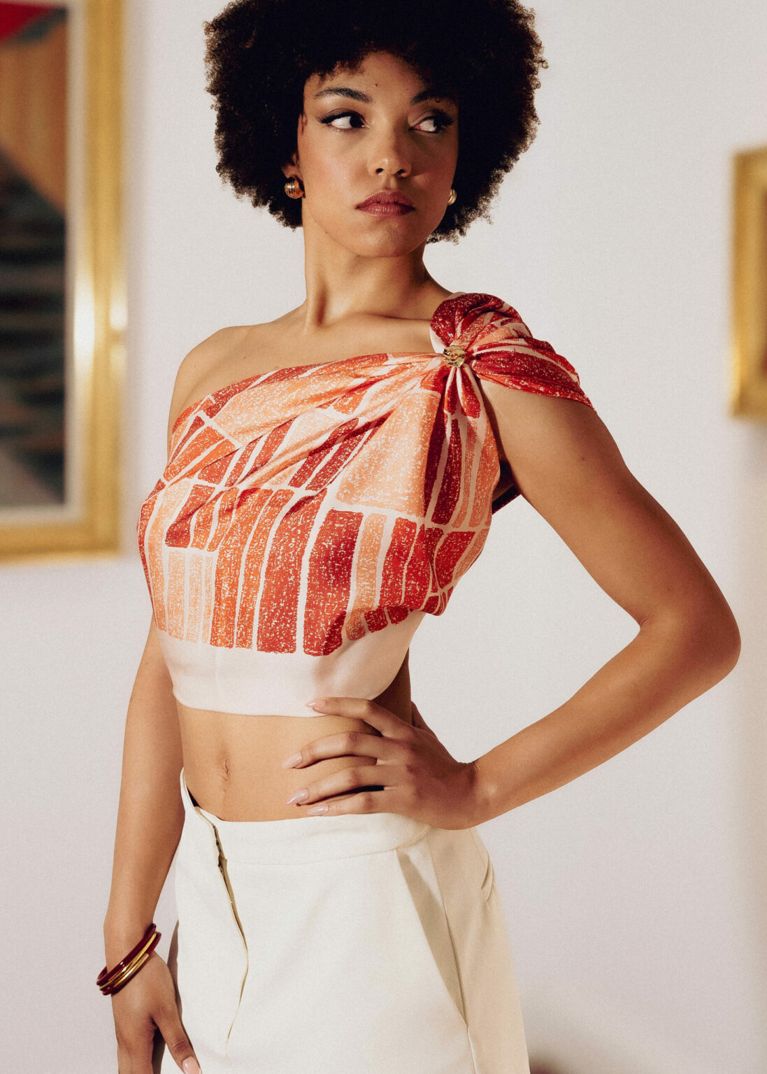 seree-roch-carré-soie-fabrication-francaise-bijou-capeline-bandeau-jonc-bague-jphenric-artiste